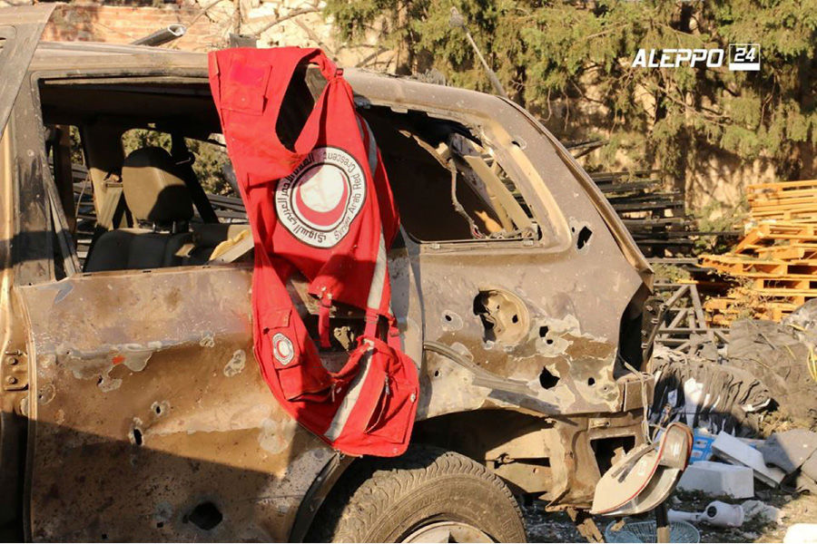 UN suspends all convoys in Syria after attack on aid trucks